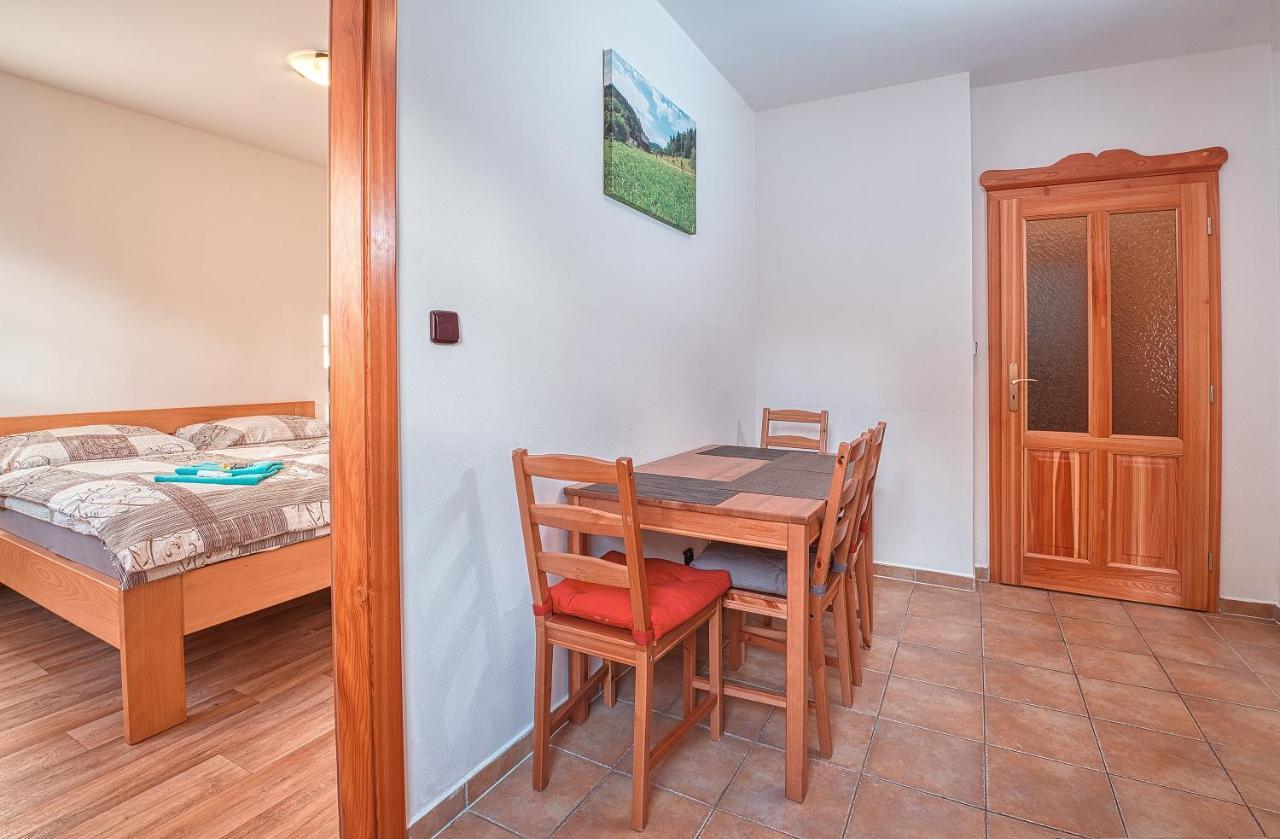 تشيرني دول Apartments White - Hill المظهر الخارجي الصورة