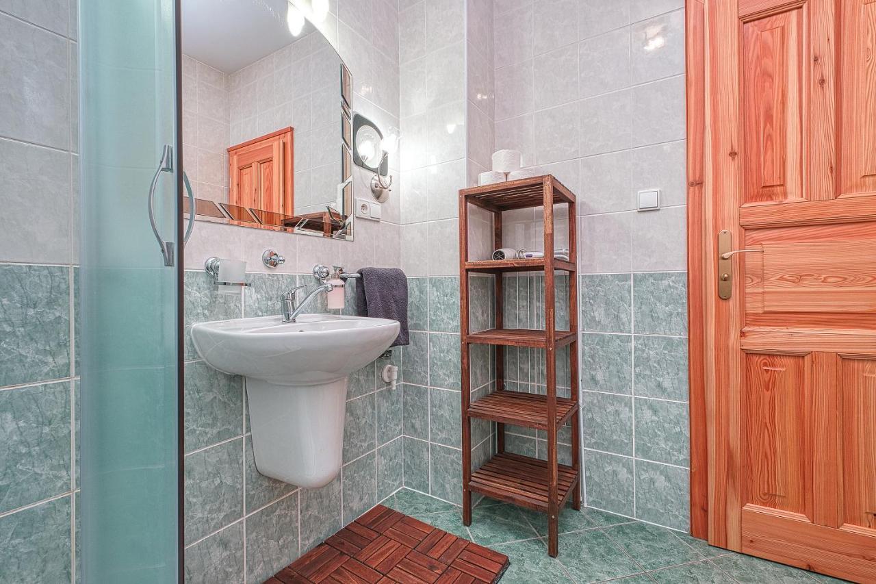 تشيرني دول Apartments White - Hill المظهر الخارجي الصورة