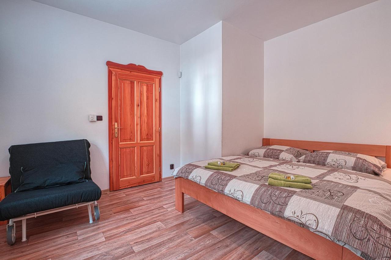 تشيرني دول Apartments White - Hill المظهر الخارجي الصورة