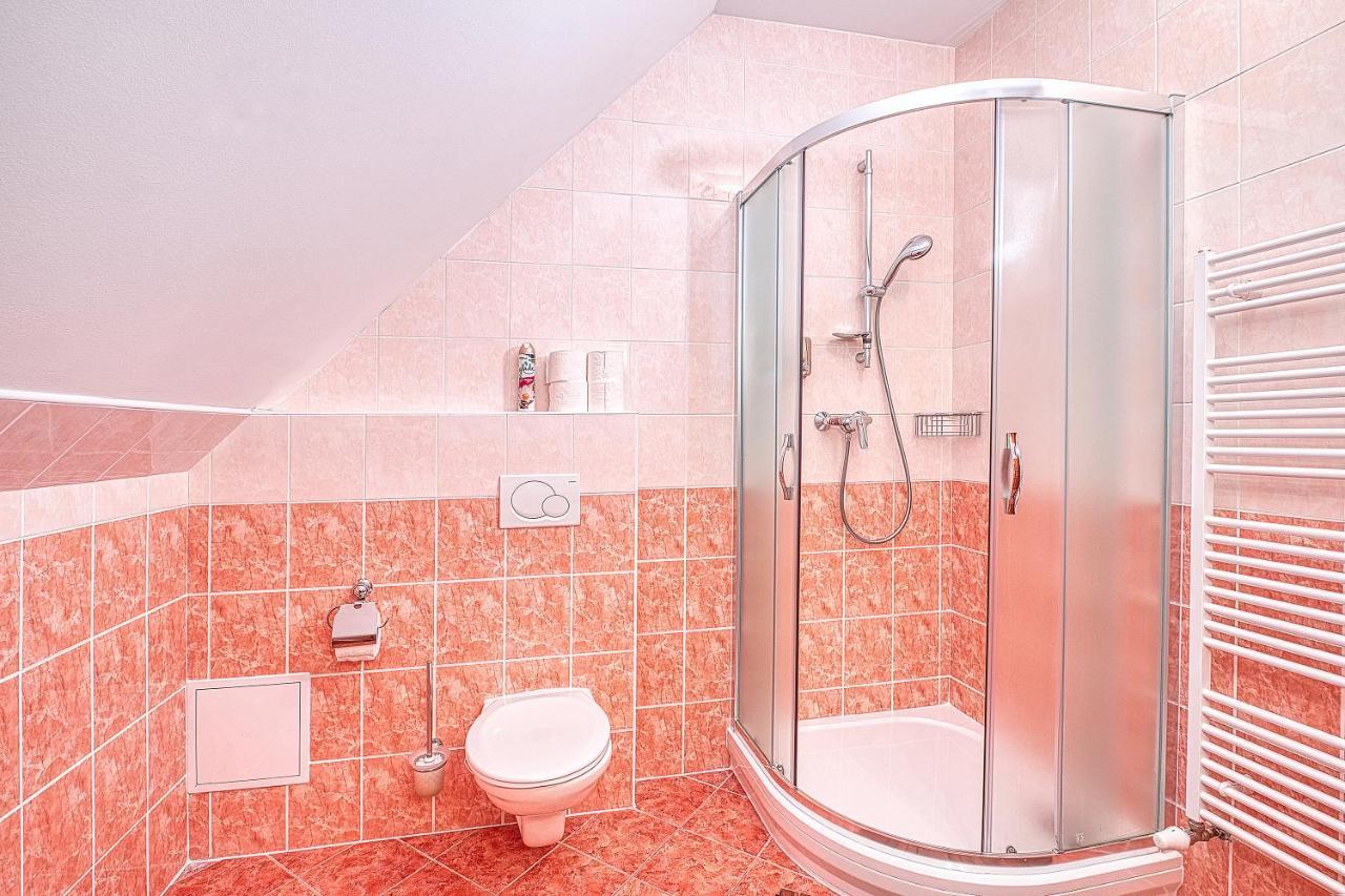 تشيرني دول Apartments White - Hill المظهر الخارجي الصورة